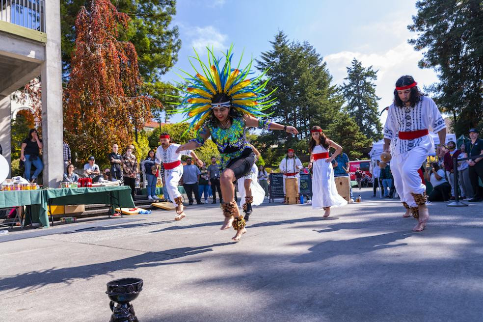 Fiesta Folklórica